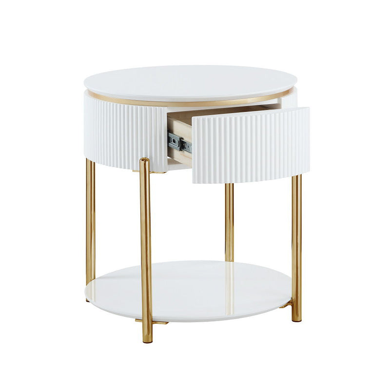 Daveigh - Table