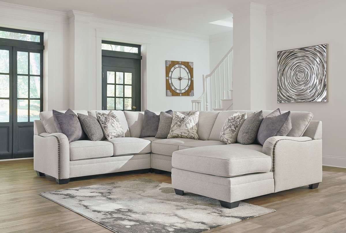 Dellara - Sectional Set