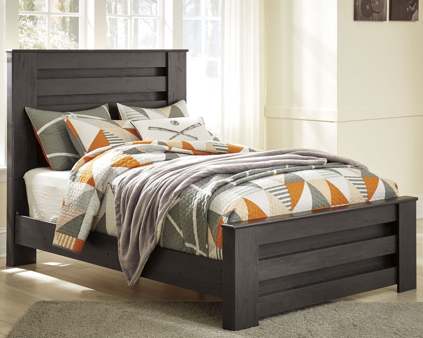 Brinxton - Panel Bed