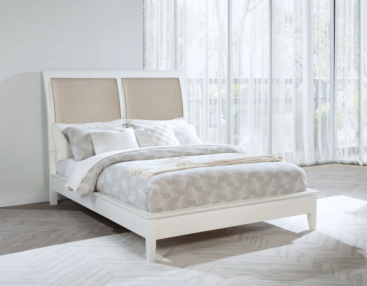 Bexhill - 56" Upholstered Panel Bed