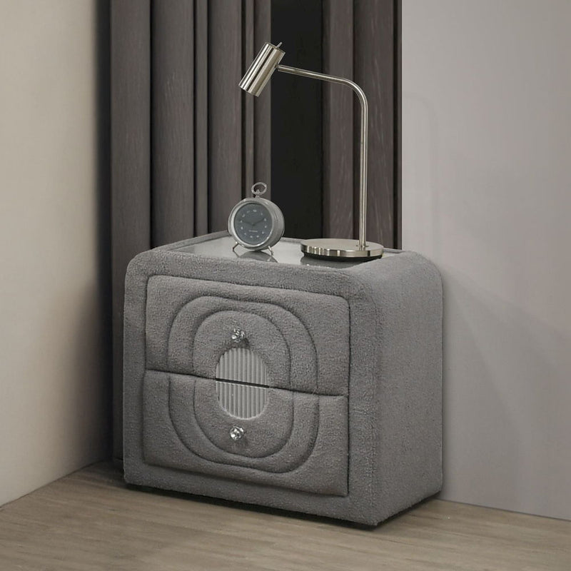 Shelyn - Nightstand