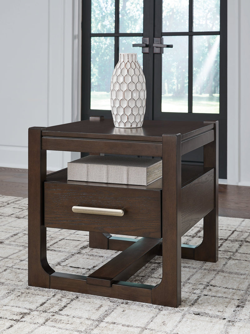 Breckington End Table