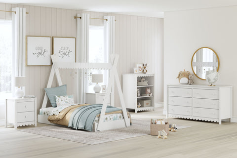 White / 2 Pc. Bed, Bookcase / Twin