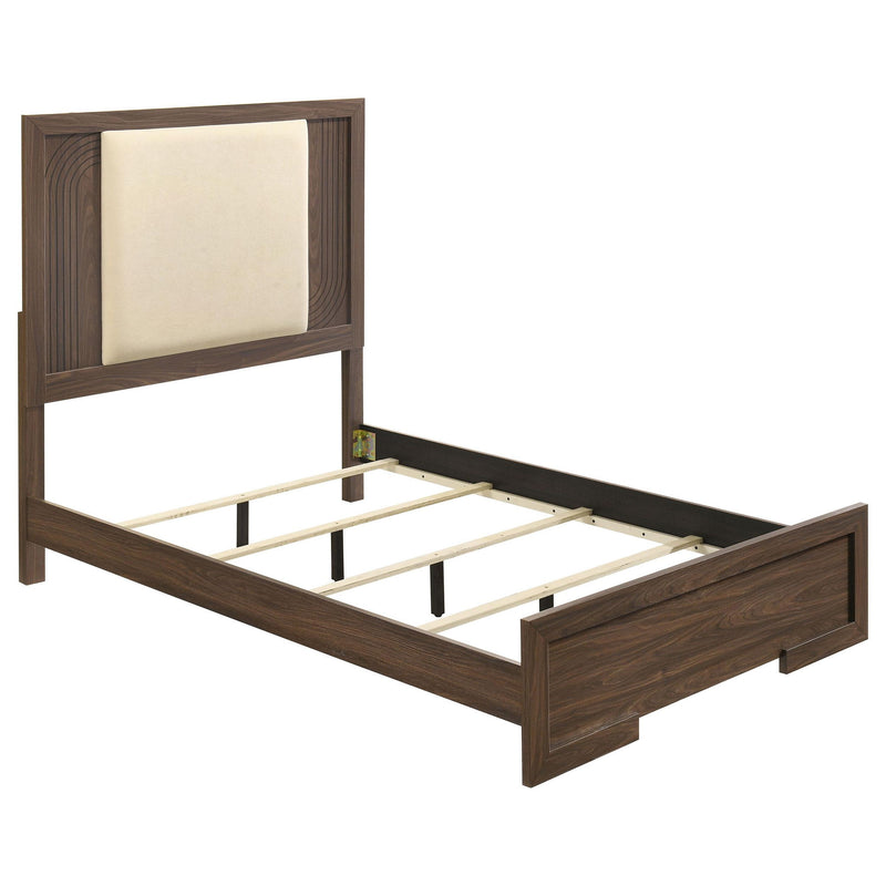 Etienne 5-piece Full Bedroom Set Walnut