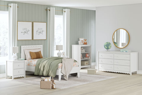 White / 3 Pc. Bed, Bookcase / Twin