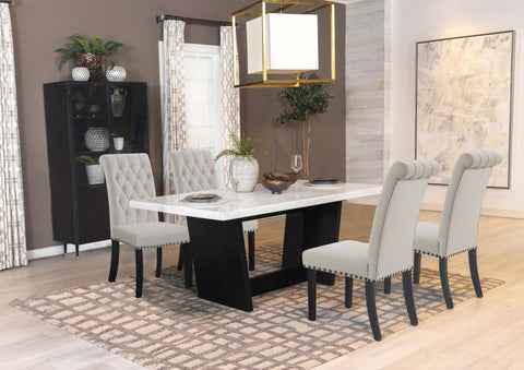 Gray / 5 Pc. Table, 4 Chairs