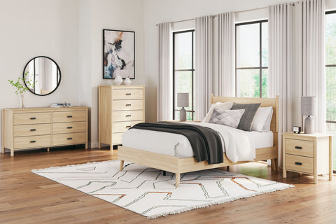 Beige / 3 Pc. Bed, Dresser / Full