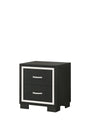 Gennro - Nightstand - Black