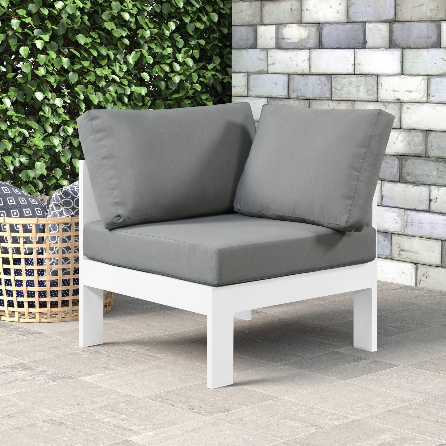 Nizuc - Outdoor Corner Chair